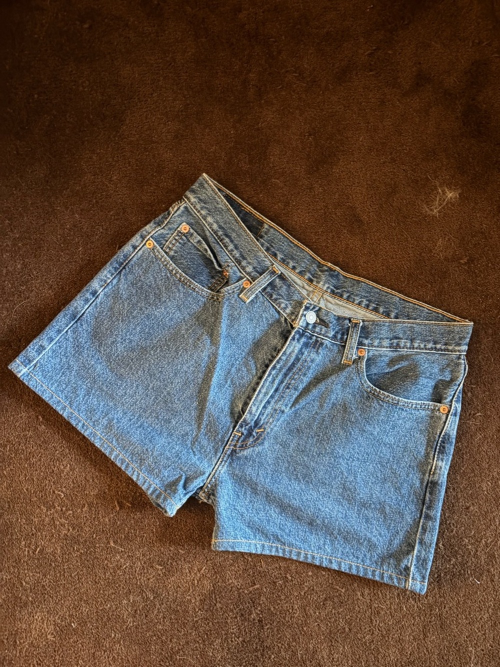 Classic Levi shorts!